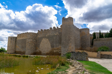 Fototapeta na wymiar Wall of the town of Urueña (12th-13th century) . Valladolid, Castile and Leon, Spain.