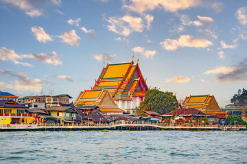 famous Wat Kalayanamitr Tempele