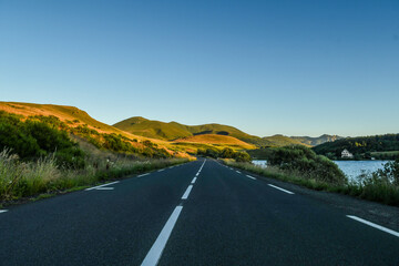 Les routes du sancy en Auvergne France vers le lac de guery 