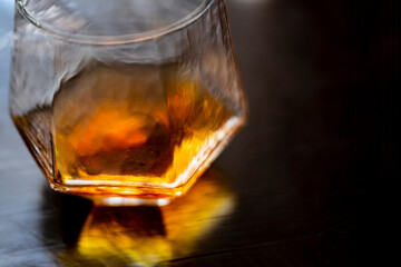 琥珀色のお酒
