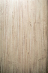 Imagen vertical de una pared de madera ideal para texturas color calido 