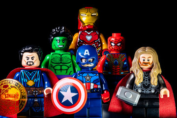 Obraz premium LEGO Marvel's Avengers. Doctor Strange, Captain America, Thor, Hulk, Spider-Man and Iron Man on a black background