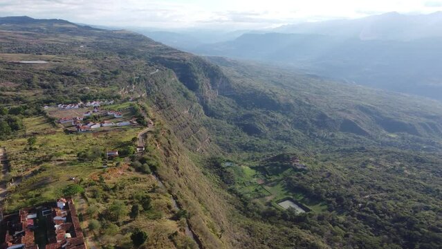 SALTO DEL MICO BARICHARA SANTANDER COLOMBIA