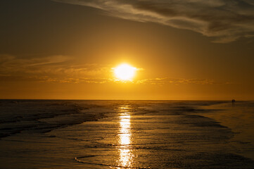 Fototapeta premium sunset over the sea