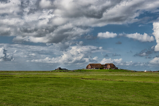 Warft auf Hallig in der Nordsee