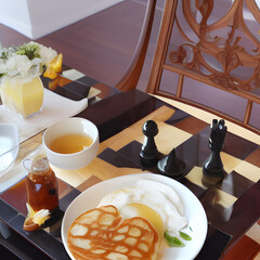 A Background with Restaurant, Chess, Honey, Egg less, Pan cakes, berries
