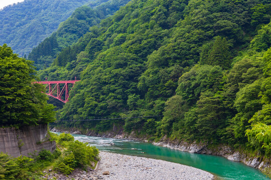 日本の風景　夏の黒部峡谷　宇奈月	