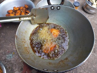 Dry tarmerik salt masala fish fry is a simple tasty delicious and flavourful fish fry in Aluminum...