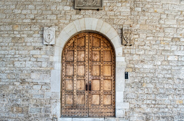 detail of the portal of the Saint Nicholas Basilica in the historic centre of Bari, Puglia region (Apulia), southern Italy, Europe