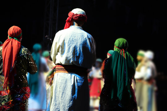 Semah, the group dances by turning around itself, is an Anatolian folklore dance.