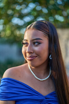 Betsy beautiful eyes with natural bokeh background - close up - 01