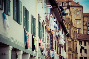Naklejka premium Parte Vieja de San Sebastian/Donostia vista del puerto 