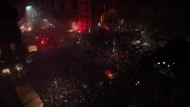 Napoli festa Scudetto - Festeggiamenti Scudetto - Riprese con Drone - Piazza del Plebiscito - 4 Maggio 2023