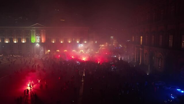 Napoli festa Scudetto - Festeggiamenti Scudetto - Riprese con Drone - Piazza del Plebiscito - 4 Maggio 2023