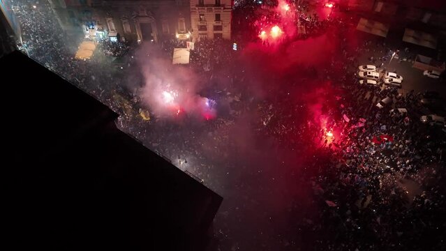 Napoli festa Scudetto - Festeggiamenti Scudetto - Riprese con Drone - Piazza del Plebiscito - 4 Maggio 2023