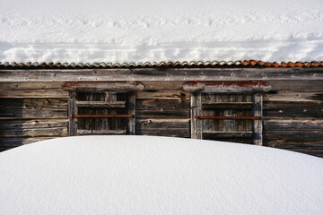Image from Anfinnseter summer farms of the Totenaasen Hills, Norway, in wintertime. - obrazy, fototapety, plakaty