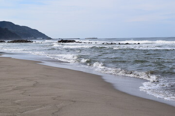 日本海の荒波 庄内海岸