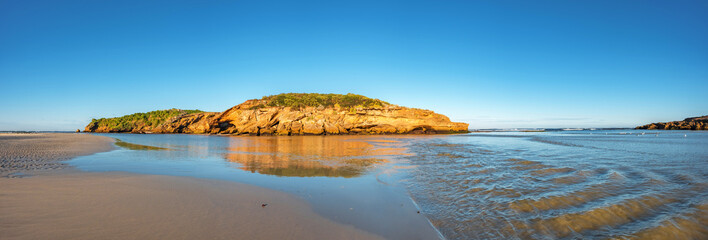 Middle and Merri Islands, Warrnambool, Great Ocean Road, Victoria, Australia