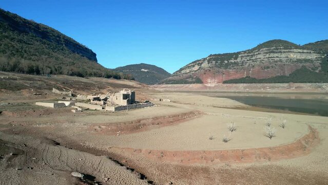 Sau swamp dike in Catalonia, Spain, intense drought in 2024 Views of the ruins exposed due to the drought of the pantano de Sau