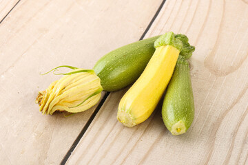 Raw baby organic zucchini heap