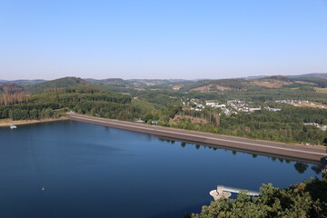 Fototapeta premium Blick auf den Biggesee bei Attendorn im Sauerland 