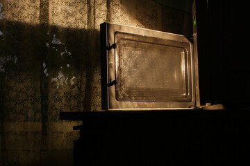 Light from a microwave oven with bokeh effect