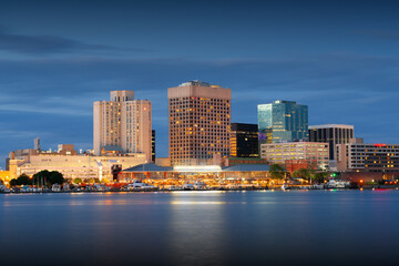 Fototapeta premium Norfolk, Virginia, USA on the Chesapeake Bay