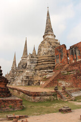 Fototapeta premium ruined buddhist temple (wat phra si sanphet) in ayutthaya in thailand