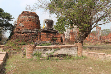 ruined buddhist temple (wat phra si sanphet) in ayutthaya in thailand