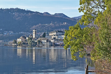  Il Lago d'Orta e l'Isola di San Giulio - Piemonte