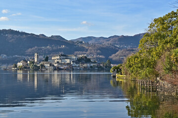 Fototapeta na wymiar Il Lago d'Orta e l'Isola di San Giulio - Piemonte
