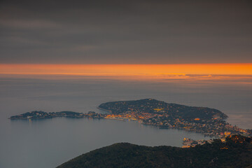 Saint-Jean-Cap-Ferrat de nuit dans le département des Alpes-Maritimes