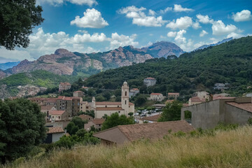 Fototapeta na wymiar Corsica, Piana, a traditional village 