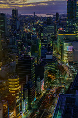 大阪梅田の夜景。マジックアワーで街は輝く。