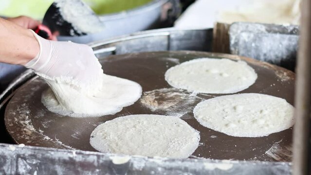 Making Thai Cotton Candy Crepes