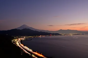Papier Peint photo Lavable Lavende 薩捶峠から見る朝日に染まる富士山