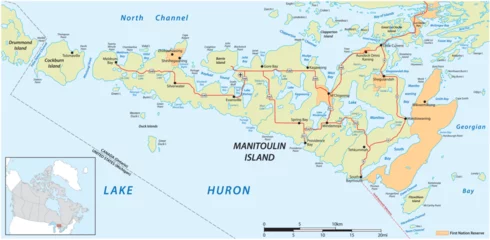 Fotobehang Vector map of the Canadian island of Manitoulin in Lake Huron, Ontario, Canada © lesniewski
