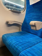 日本の新幹線の席 