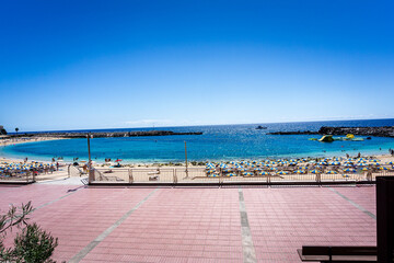 Obraz premium Amadores Beach and Promenade on Gran Canaria.