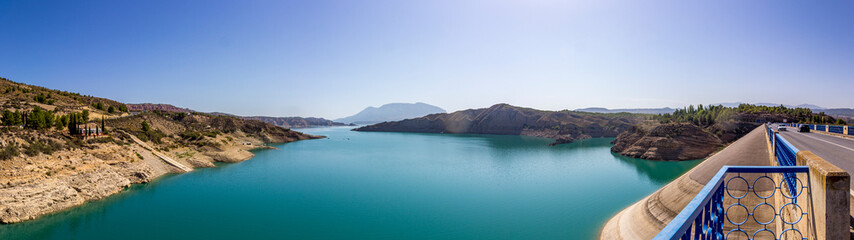 Embalse del Negrat&iacute;n, Granada, Espa&ntilde;a