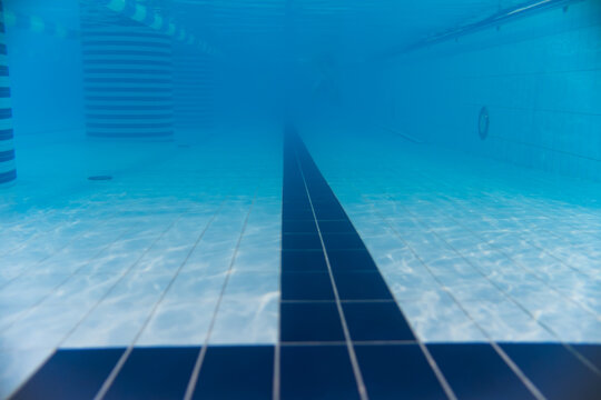 Underwater photo in a empty sports pool.