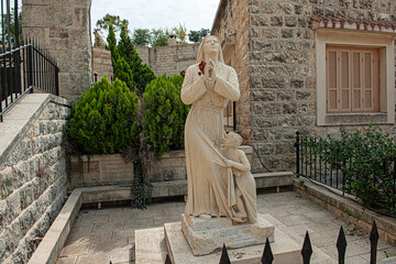 Statue bei der Kirche "Our Lady of the Hill, Deir al-Qamar, Chouf, Libanon