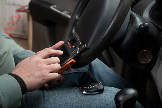 Production of car keys, Programming of car keys and repair.