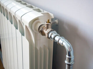 Heating radiator with stainless steel pipes
