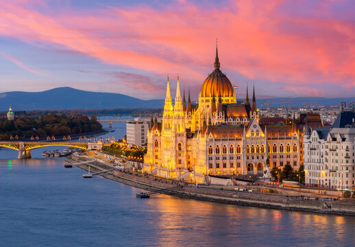 Hungarian parliament building and Danube river at sunset, Budapest, Hungary