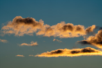 朝焼けの雲と空