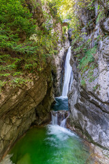 Wasserfall am Tatzelwurm in Bayerischzell in im bayerischen Voralpenland