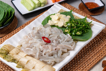 Korean food, Dodari, Kimchi, Wild Squid, Steamed, Fried, Cold Raw Fish Soup, Raw Fish Soup