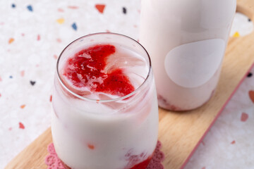 Cafe, cake, cheese, Jerry, ice cream, croiffle, croissant, waffle, americano, coffee, ice, strawberry, latte,