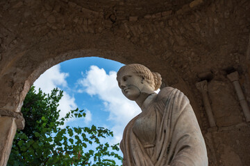 Roman statue of Ceres in the gardens of Villa Cimbrone on the Amalfi Coast, Ravello,Italy,